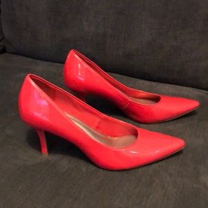 Shiny neon pink heels (size 8)